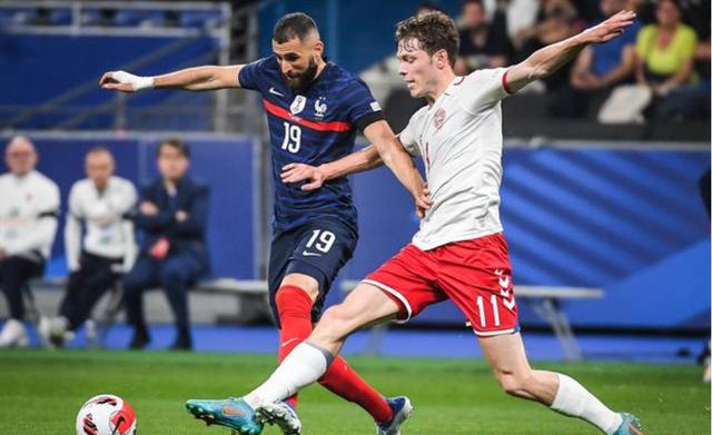 世界杯小组赛法国vs丹麦