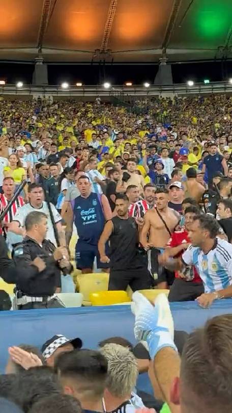 巴西阿根廷球迷冲突完整版